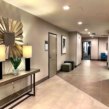 Best Western Premier Hotel At Fisher'S Landing Vancouver Extérieur photo