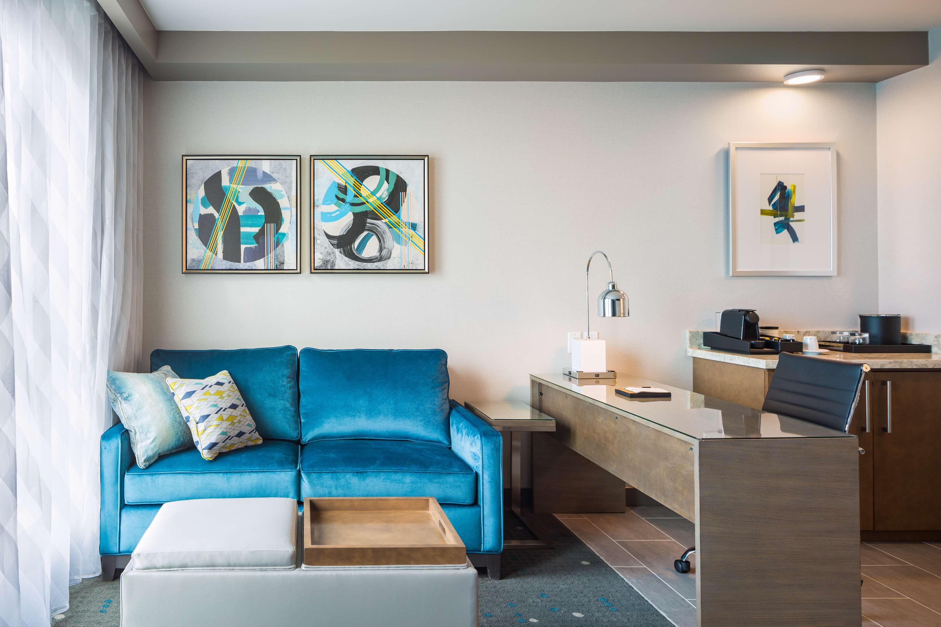 Best Western Premier Hotel At Fisher'S Landing Vancouver Extérieur photo