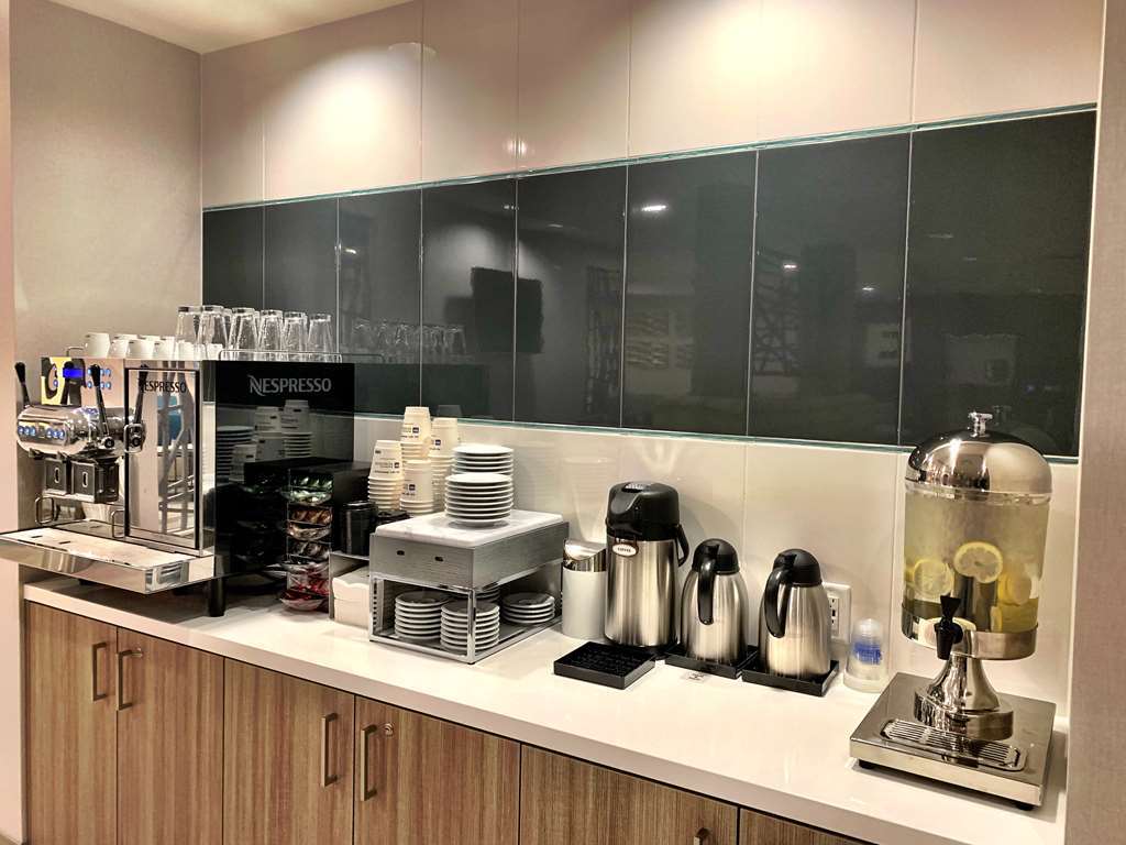 Best Western Premier Hotel At Fisher'S Landing Vancouver Facilités photo