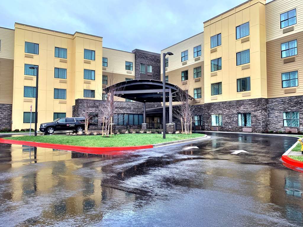 Best Western Premier Hotel At Fisher'S Landing Vancouver Extérieur photo