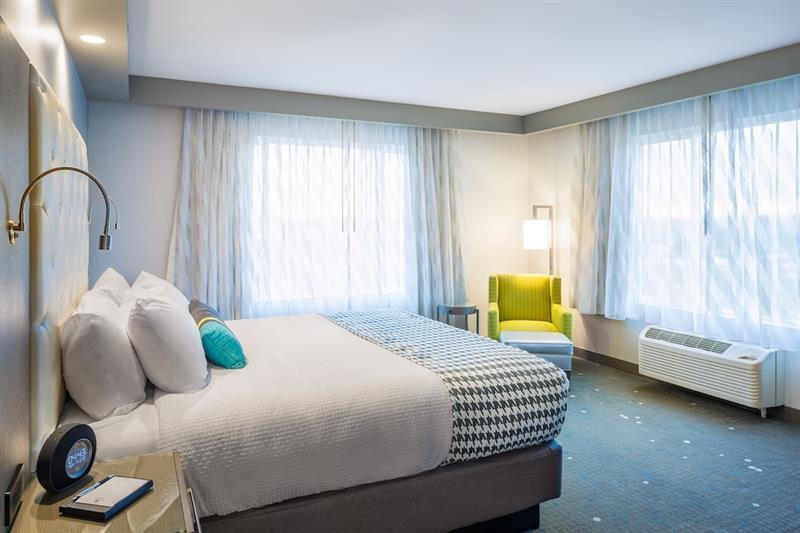 Best Western Premier Hotel At Fisher'S Landing Vancouver Extérieur photo